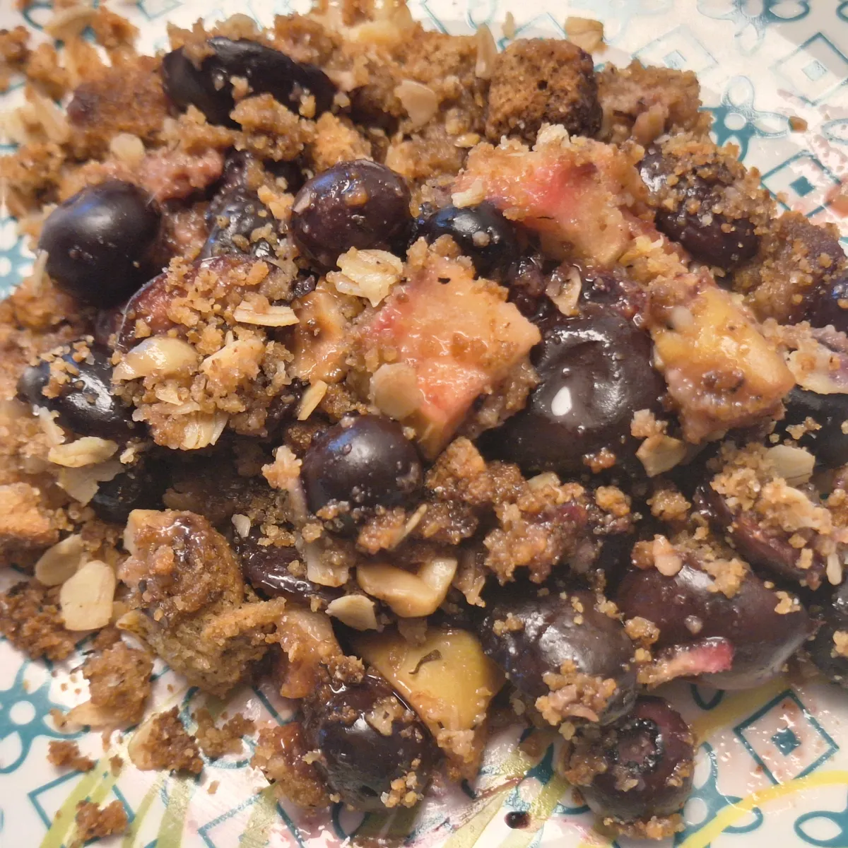 Crumble di Frutta con frollini al grano saraceno